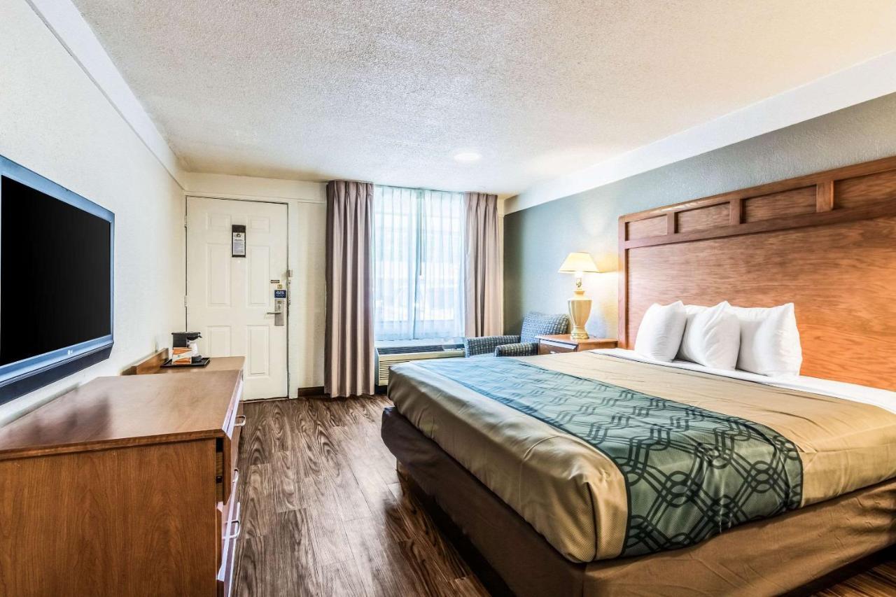 Econo Lodge - Gastonia Bagian luar foto